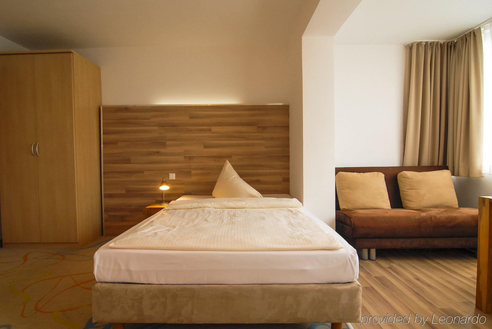 אסן Petul Apart Hotel City Garden מראה חיצוני תמונה