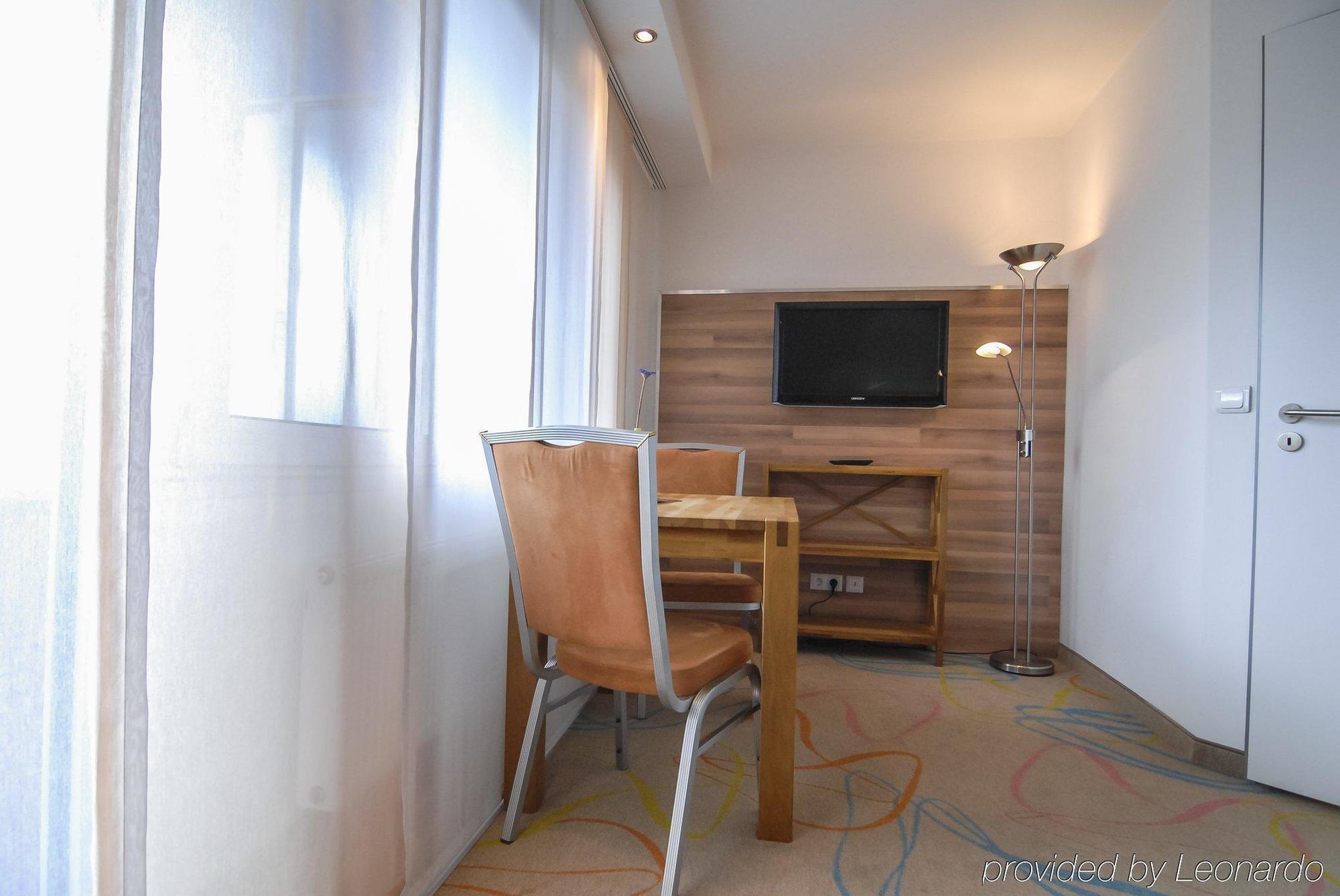 אסן Petul Apart Hotel City Garden מראה חיצוני תמונה