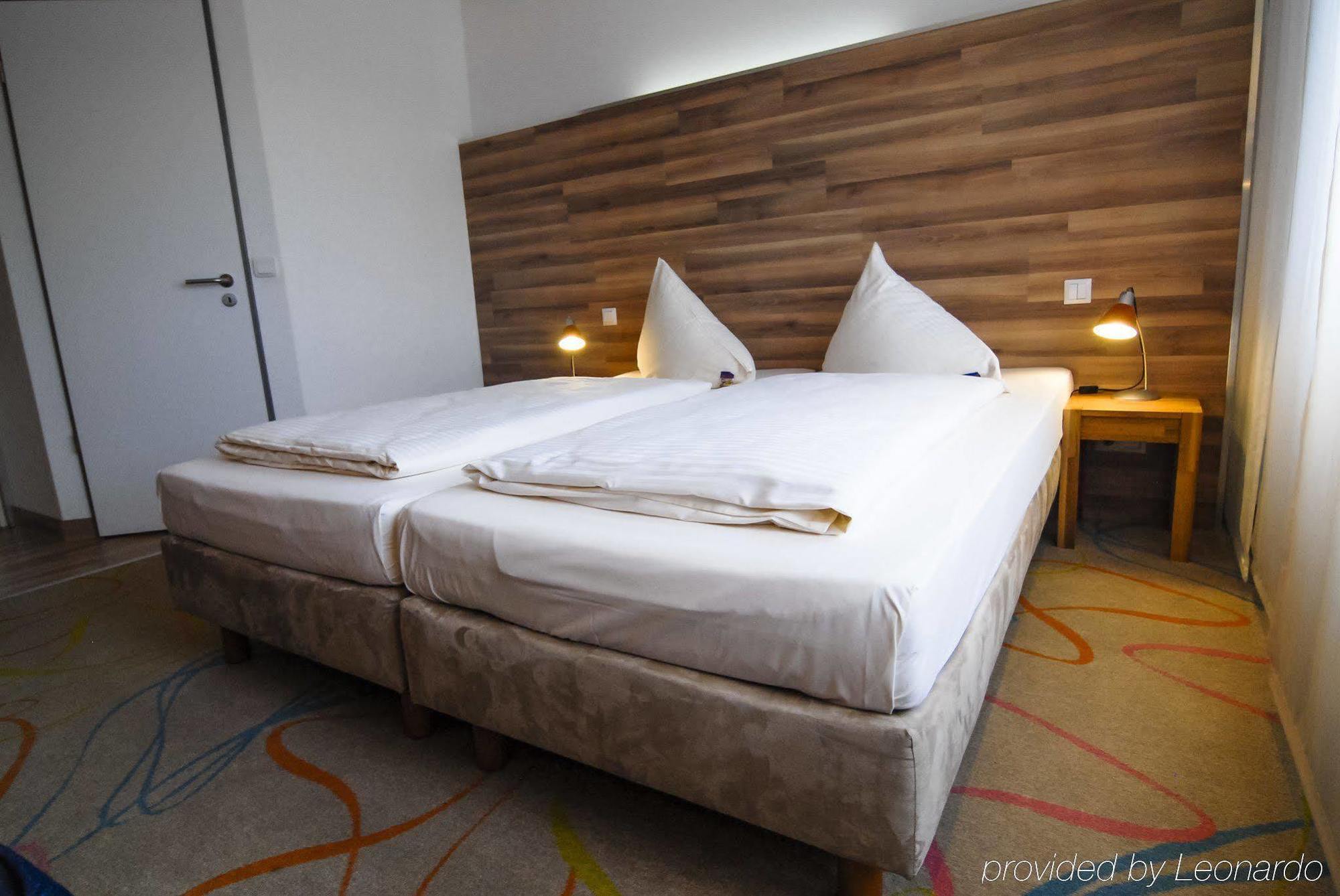 אסן Petul Apart Hotel City Garden מראה חיצוני תמונה