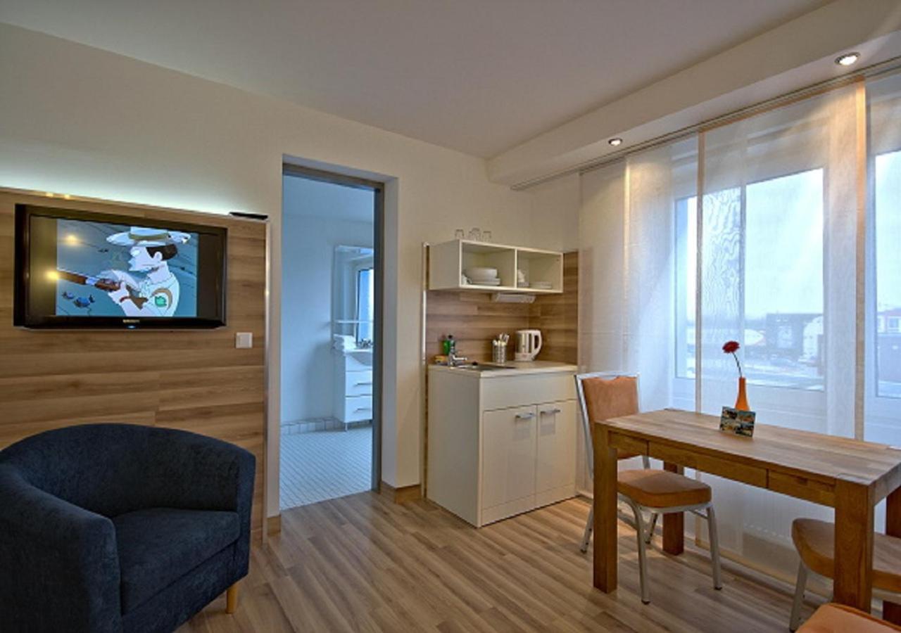 אסן Petul Apart Hotel City Garden מראה חיצוני תמונה
