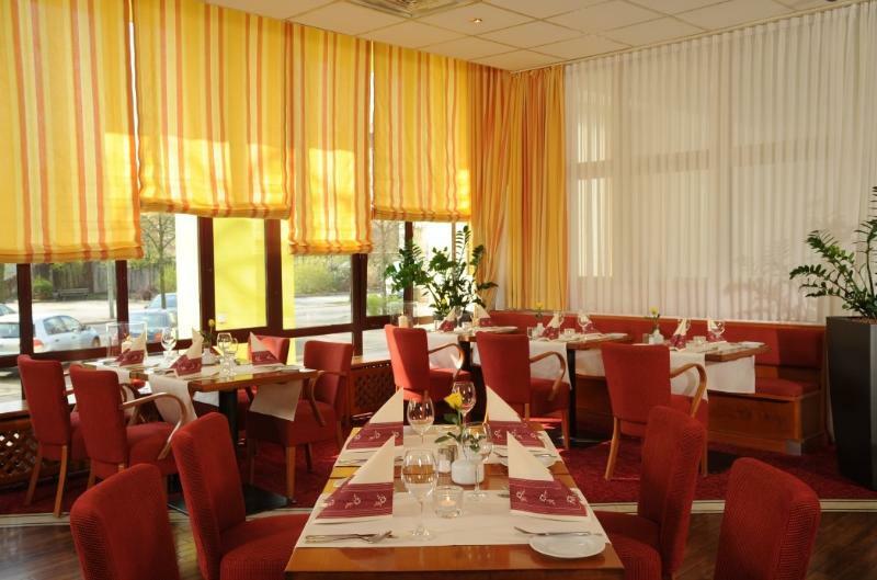 אסן Petul Apart Hotel City Garden מראה חיצוני תמונה